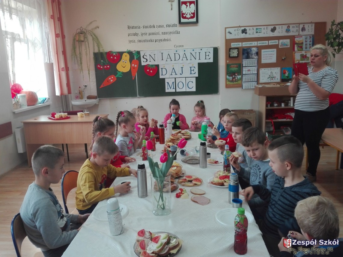 Śniadanie daje moc w klasie pierwszej