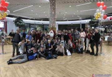 Mikołajkowy wyjazd do kina