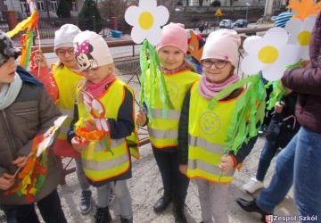 Powitanie wiosny przez przedszkolaków