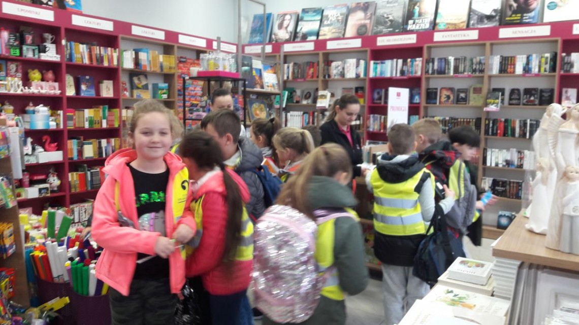 Wizyta w drukarni i księgarni w Staszowie