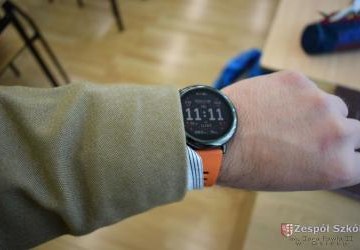 Godzina 11.11, śpiewamy czterozwrotkowy hymn Polski