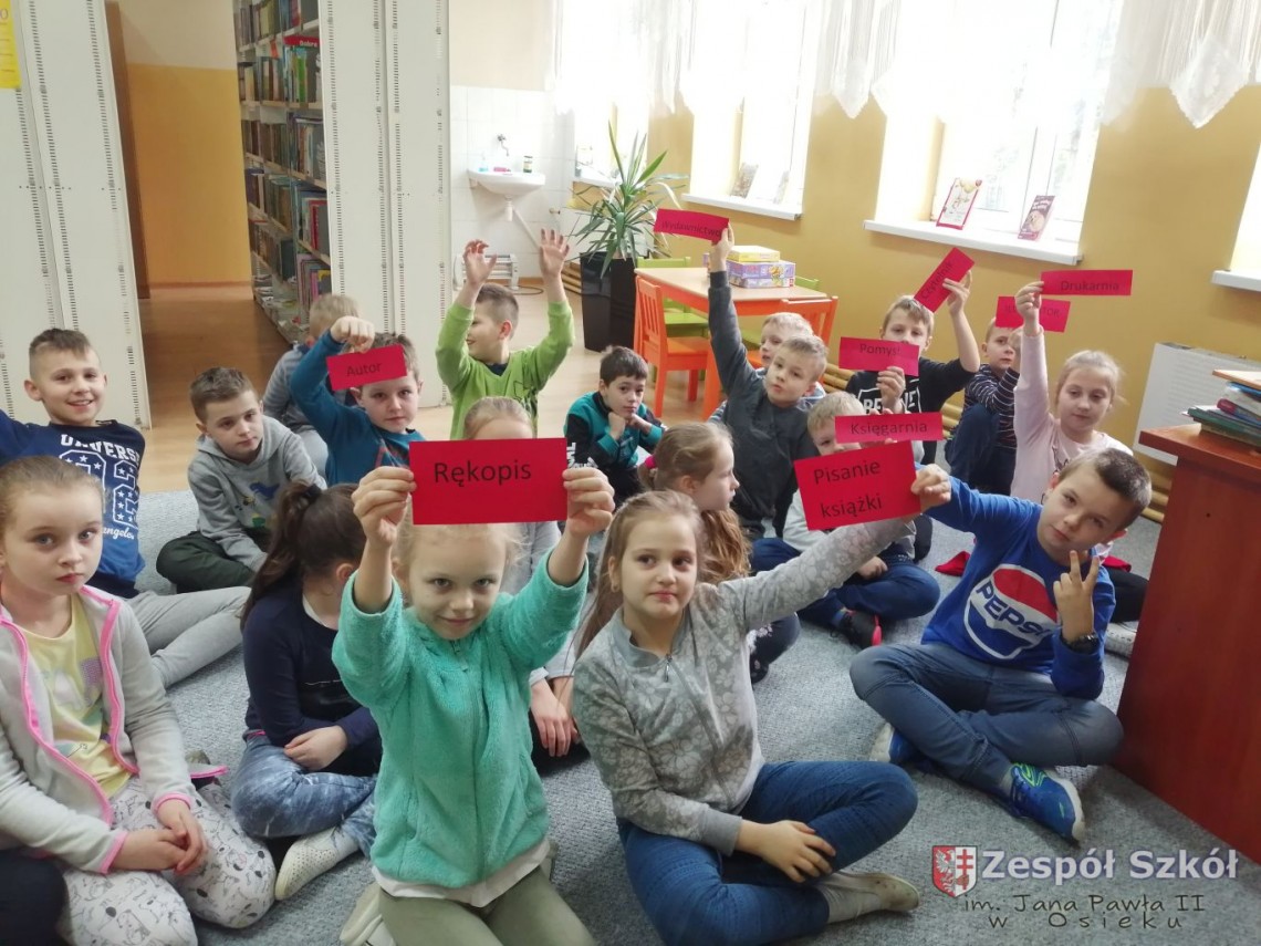 Lekcja biblioteczna w kl.II