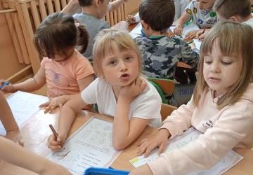 Ćwiczymy i ładnie mówimy V- uczymy się szumieć.