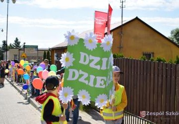 Przedszkolaki świętują Dzień Dziecka