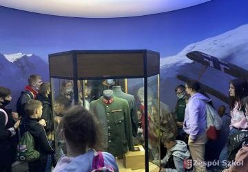 Wycieczka do kopalni soli w Wieliczce i Muzeum Lotnictwa Polskiego w Krakowie