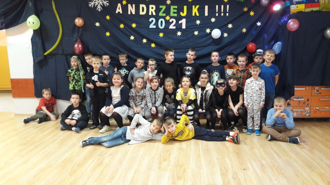Andrzejki  w  młodszych klasach