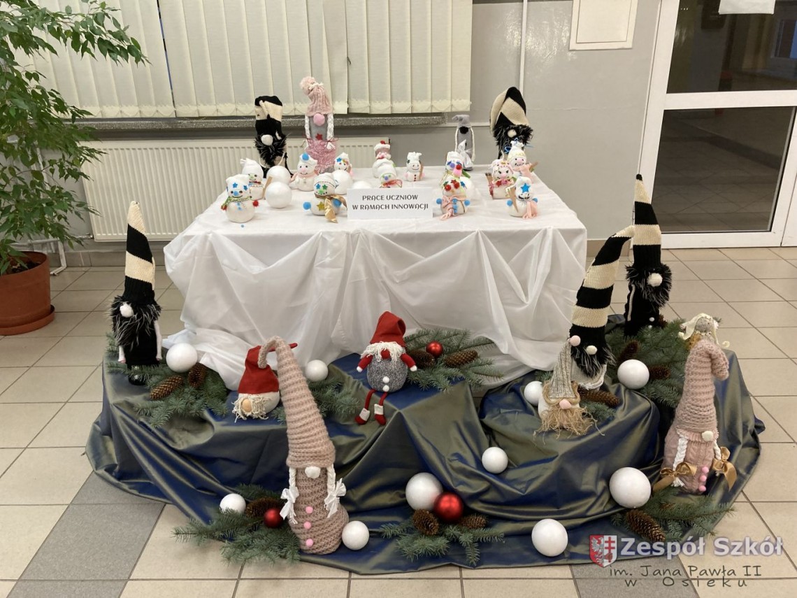 Skarpetkowe bałwanki i skrzaty na zajęciach w ramach innowacji pedagogicznej