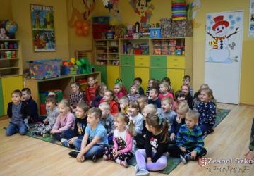 Interaktywne spotkanie z bajką w przedszkolu