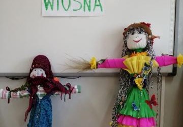 Wycieczka nad rzekę - topienie Marzanny