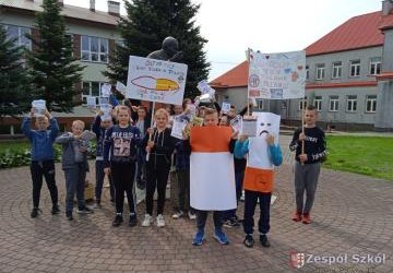 Akcja środowiskowa z udziałem uczniów klasy IV