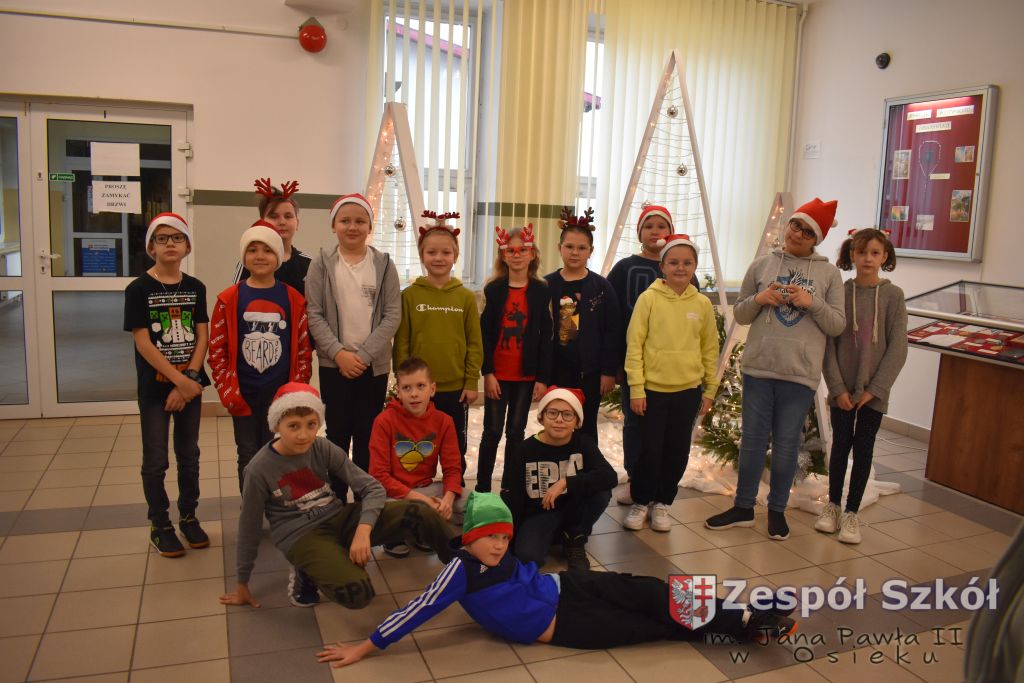 Akcja „Czapka Mikołaja zwalnia od pytania”