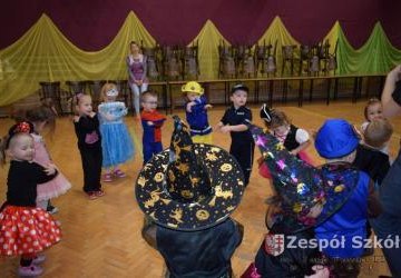 Czary –mary, hokus – pokus”- czyli Andrzejki w Przedszkolu