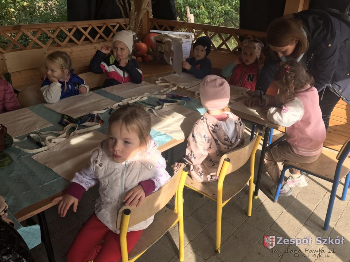 Wycieczka przedszkolaków do Wioski Appaloosa- Dyniowej Wioski