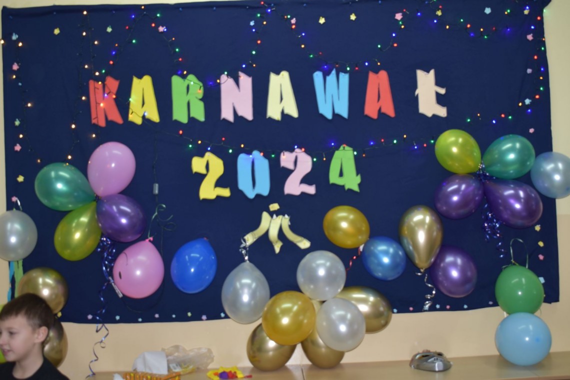 Bal karnawałowyw klasach I-III