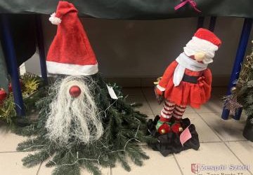 Stroiki Bożonarodzeniowe Uczniów Zespołu Szkół im. Jana Pawła II w Osieku