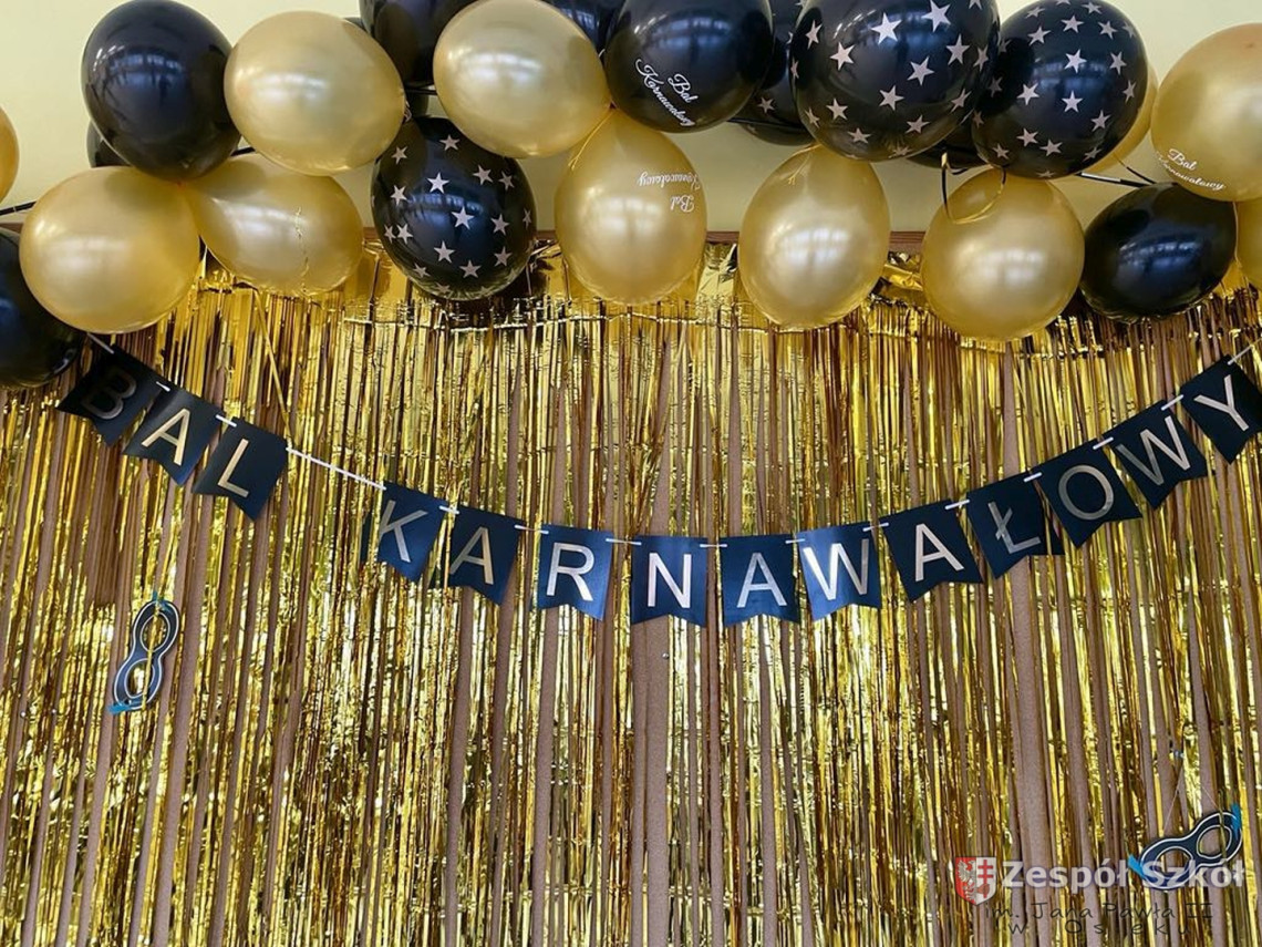 Bal karnawałowy klas  2a, 2b oraz 3