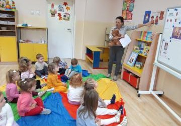 Rozpoczęcie projektu „Mały Miś w Świecie Wielkiej Literatury” w grupie trzylatków.