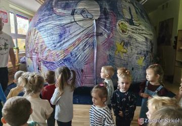 Mobilne Planetarium w Przedszkolu