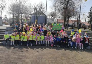 Pierwszy Dzień Wiosny w Publicznym Przedszkolu w Osieku