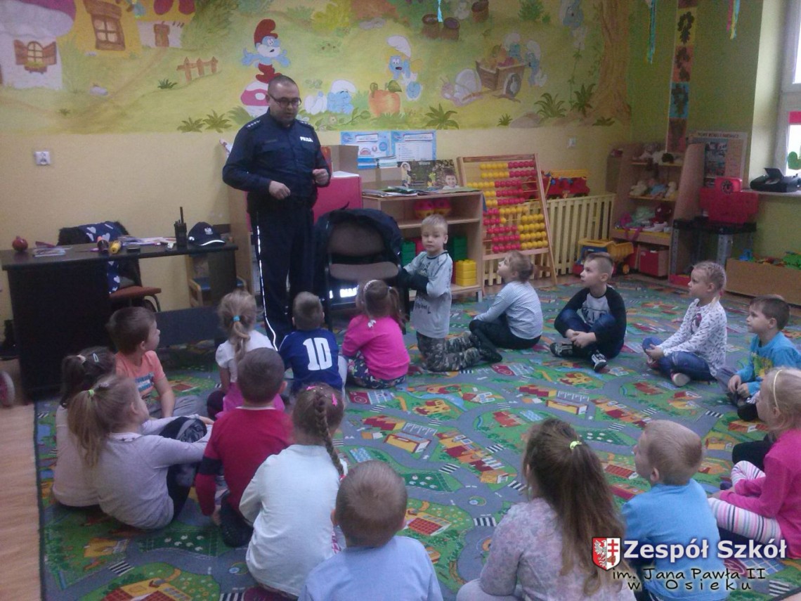 Spotkanie  z policjantem w przedszkolu