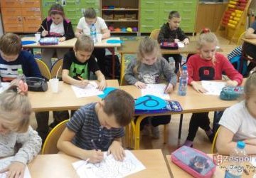 Zajęcia w ramach ogólnopolskiego programu edukacyjnego „Wybieram wodę” w klasie II i IIIa