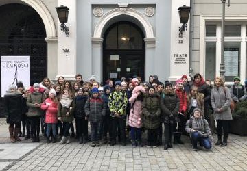 Wycieczka uczniów klas V-VII do teatru