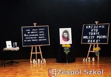 Obchody Roku Ireny Sendlerowej w Zespole Szkół im. Jana Pawła II w Osieku