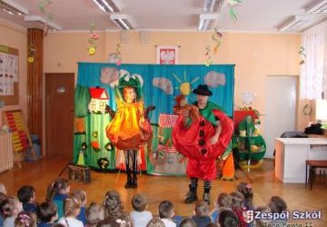 Teatrzyk w przedszkolu ,,Warzywne rozterki
