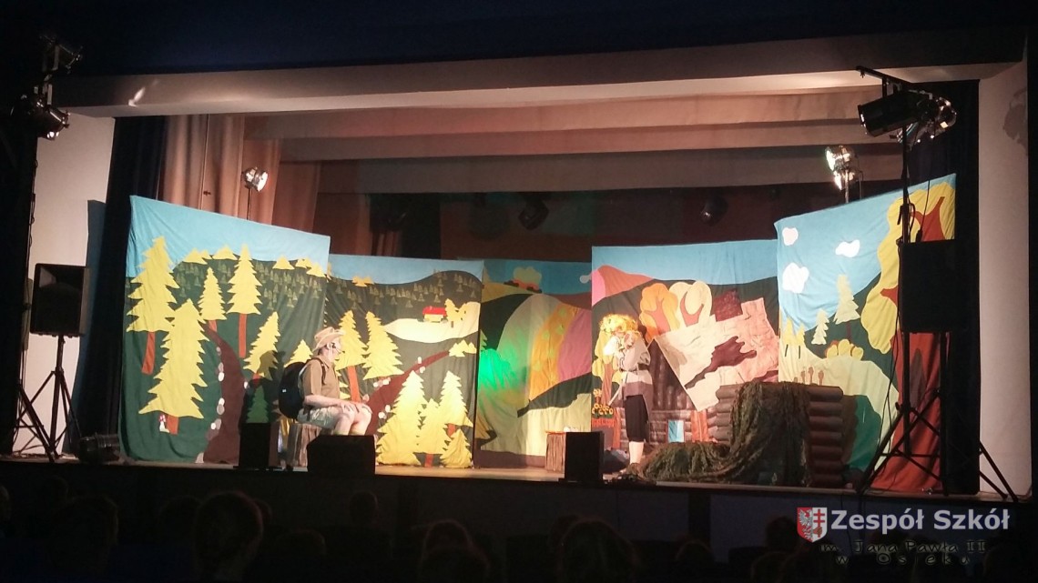 Wyjazd przedszkolaków na teatrzyk do Staszowa