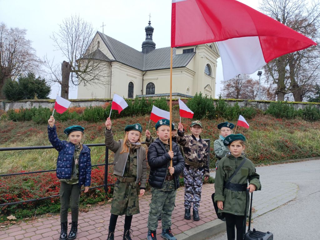 Marsz Niepodległości ulicami miasta