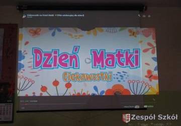 Przygotowania do dnia Matki- Świetlica