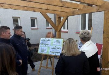 Projekt „Pod Niebem Wiedzy- Akademia Zielonej Społeczności”